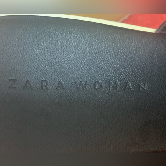 Zara Woman leather platform sandals rubberized finish and rubber treads S-71/2 - Picture 6 of 7